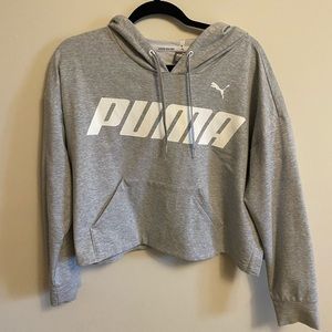 2/$25 ✨Women’s cropped Puma sweater